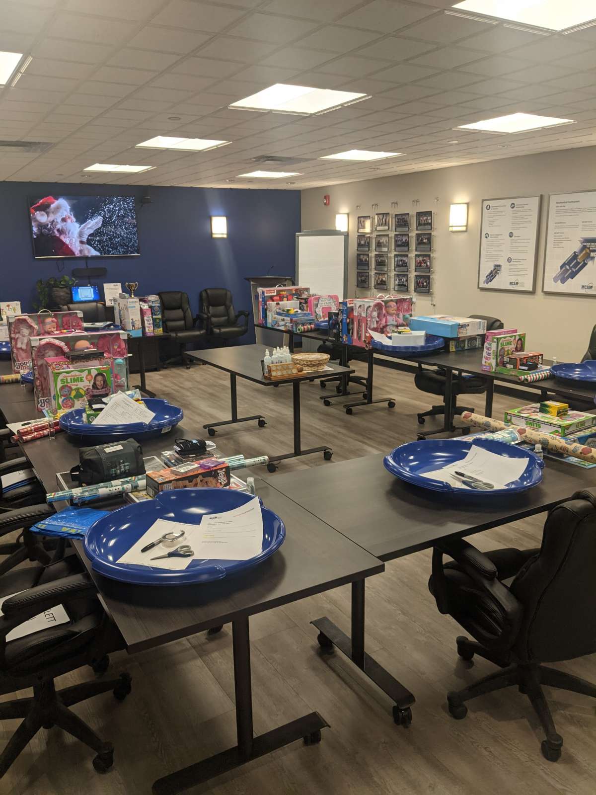 2020 - Holiday Hampers