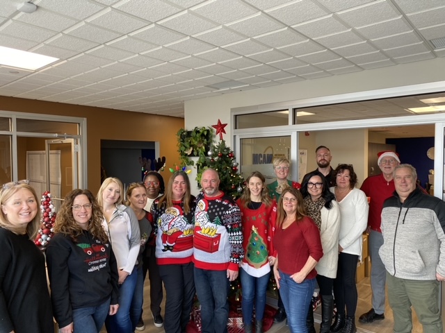 Holiday Hampers 2023